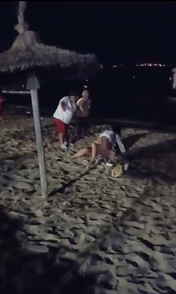 เซ็กส์ในที่สาธารณะ