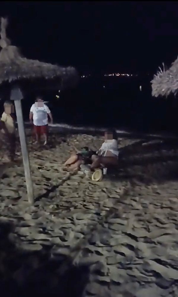 เซ็กส์ในที่สาธารณะ