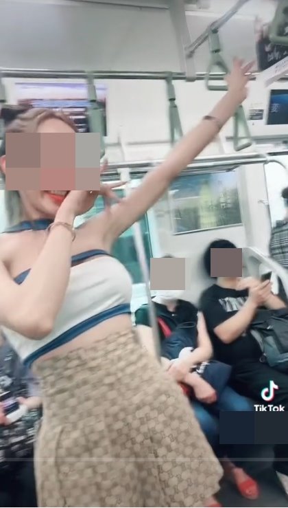 คนไทยเซิ้งบนรถไฟญี่ปุ่น