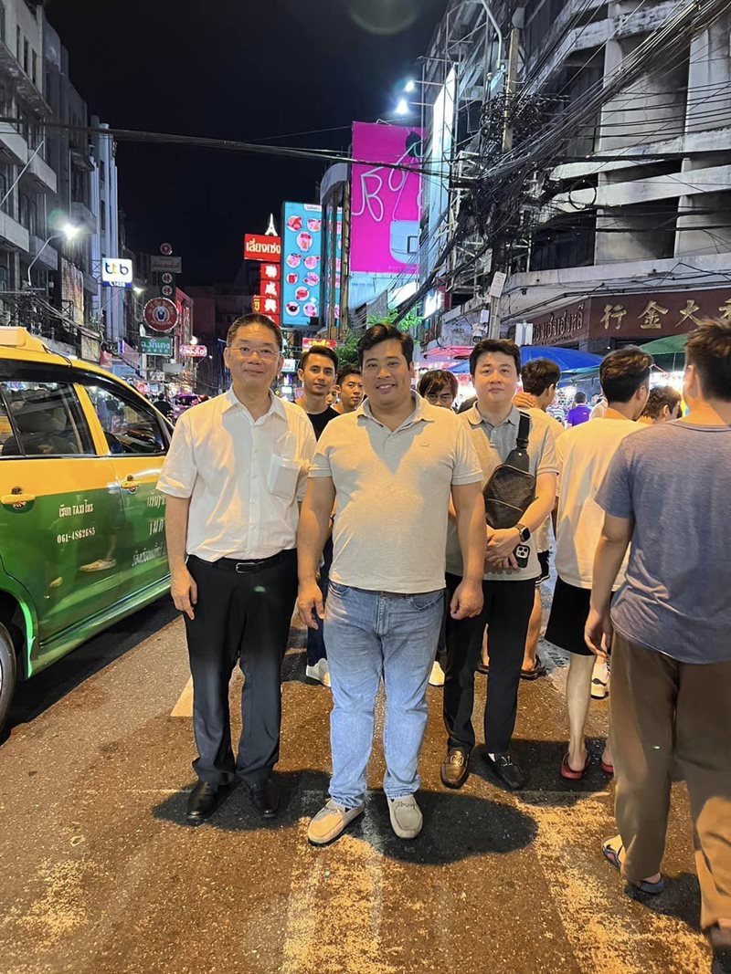 ท่านอ้น วัชรเรศร วิวัชรวงศ์