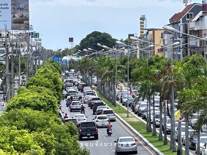 รถติด วันหยุดยาว