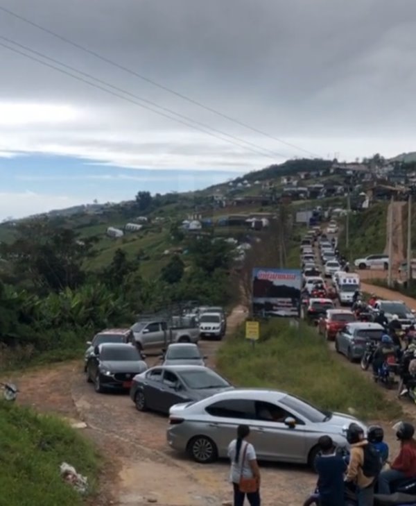 รถติด วันหยุดยาว