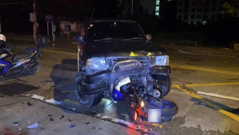 รถชนคนตาย