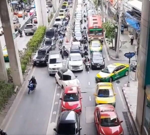 คนขับรถนิสัยเสีย