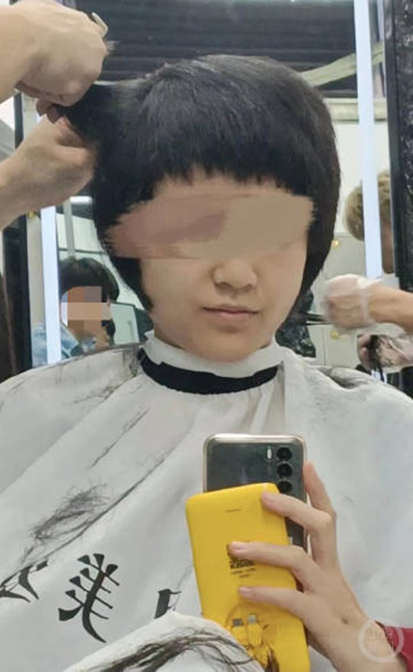 โวยช่างตัดผม