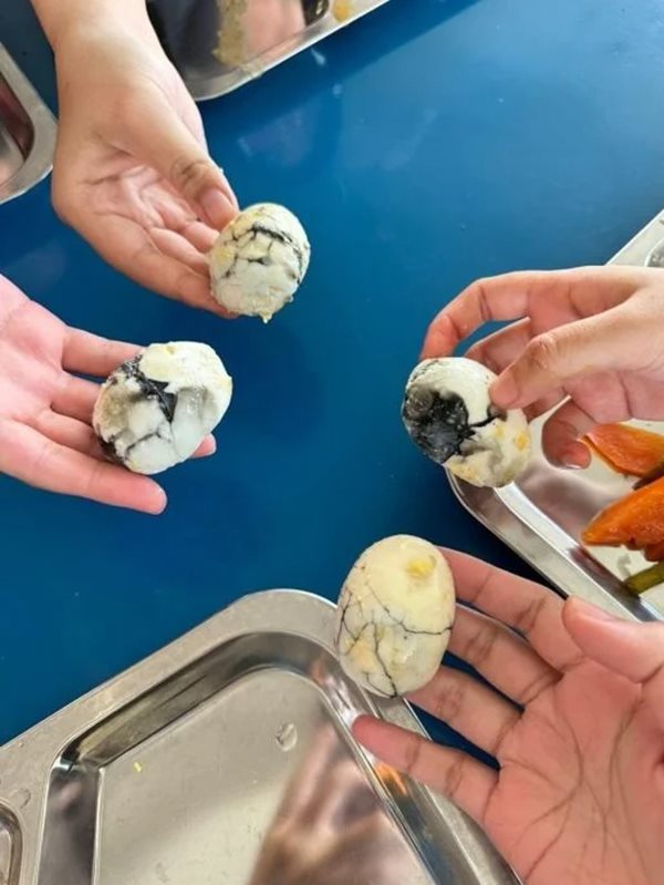 อาหารโรงเรียน