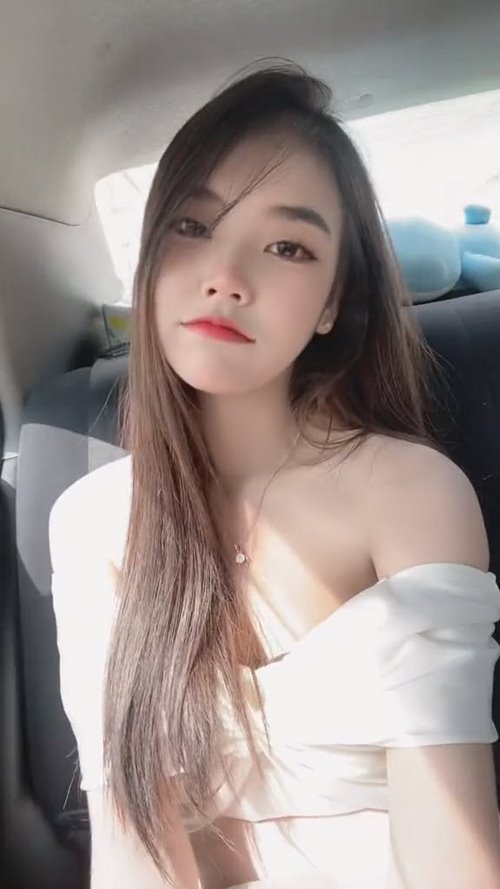 น้องซีน ขายนมเปรี้ยว