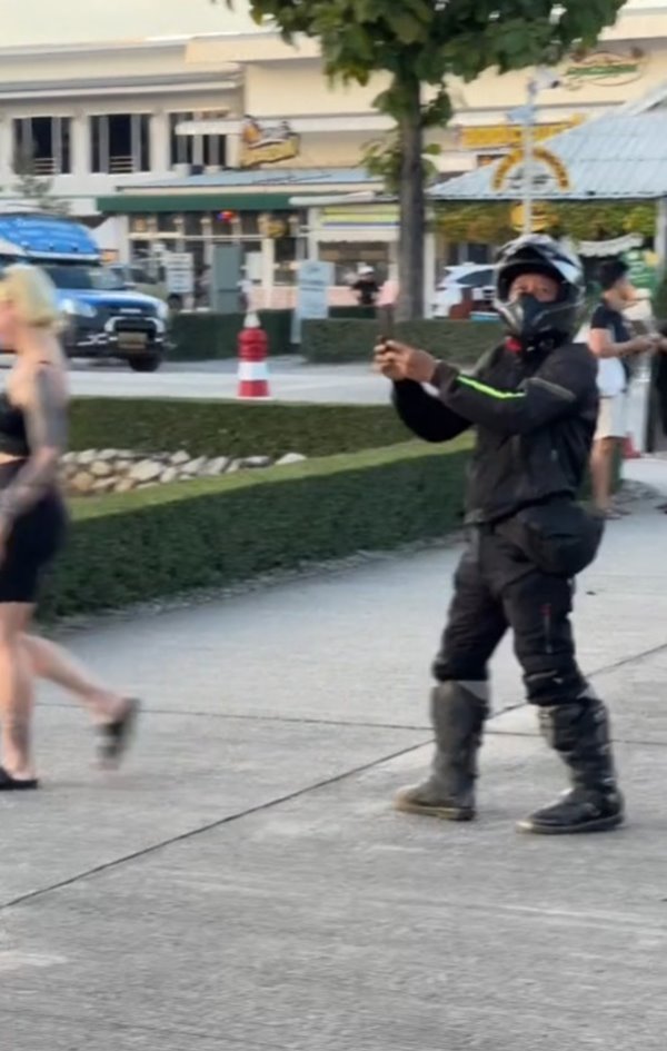 อ.เฉลิมชัย โฆษิตพิพัฒน์