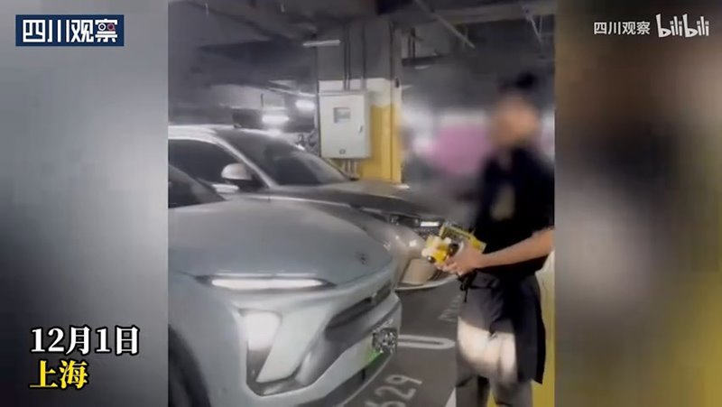 ขโมยน้ำร้านบุฟเฟต์