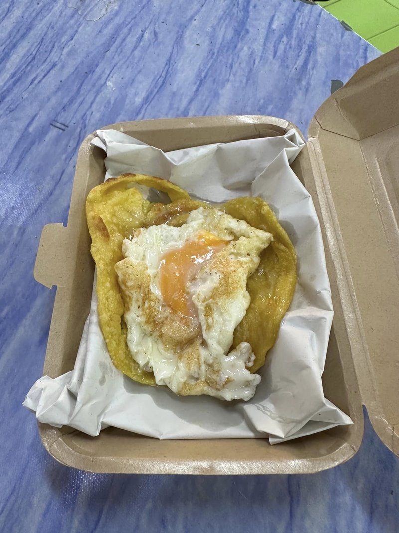 โรตีใส่ไข่