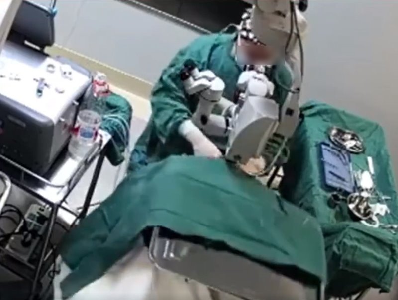 หมอต่อยคนไข้