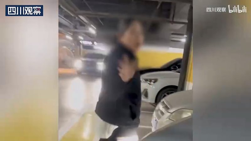 ขโมยน้ำร้านบุฟเฟต์