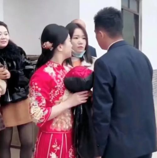 เจ้าบ่าวเจอสาวที่แอบรัก