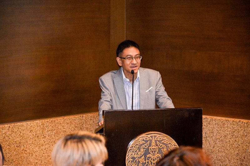 รองนิ้ง ณัฐภาณุ นพคุณ