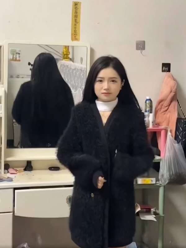 สาวไลฟ์เต้น