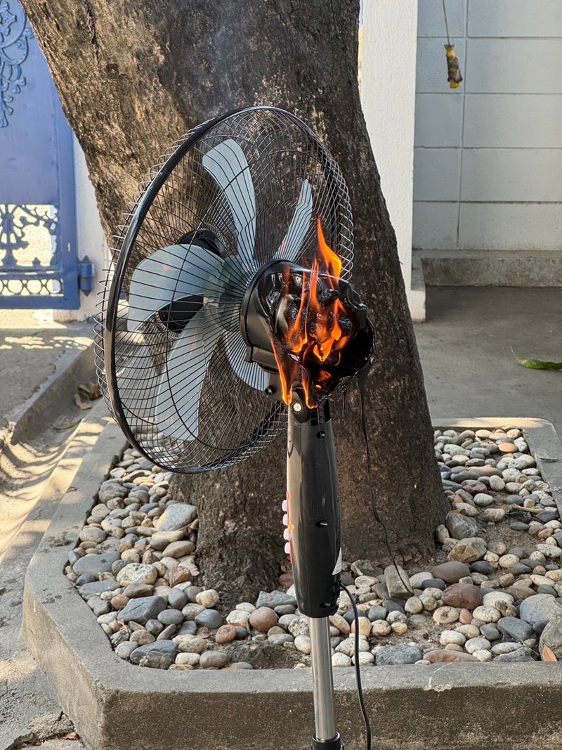 พัดลมไหม้