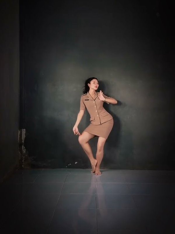 ครูรำไทย