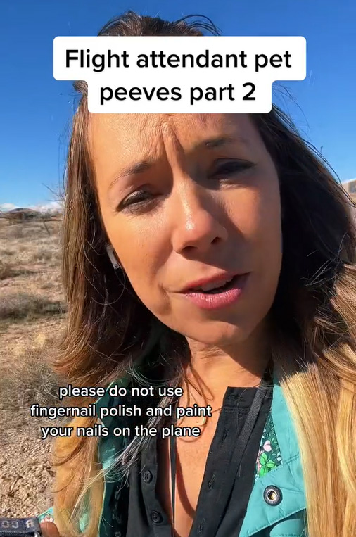 แอร์เมาท์ผู้โดยสาร