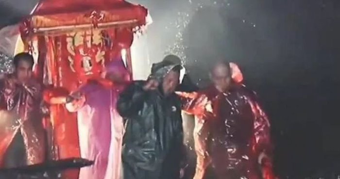 ประเพณีแต่งงานจีน