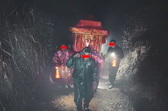 ประเพณีแต่งงานจีน