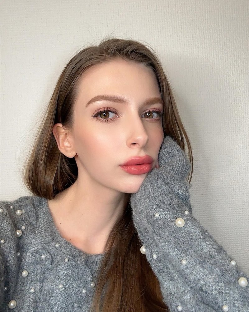 คาโรลินา ชิอิโนะ