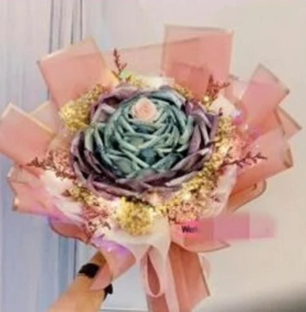 ช่อดอกไม้เงินสด