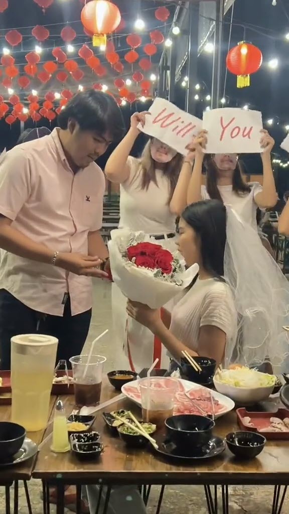 เซอร์ไพรส์ขอแต่งงาน