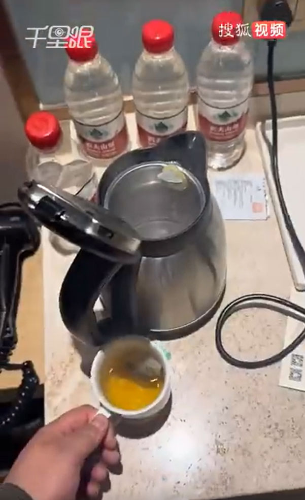 กาน้ำในโรงแรม