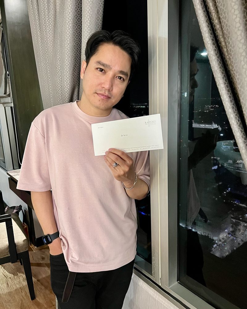 เอ๊ะ จิรากร