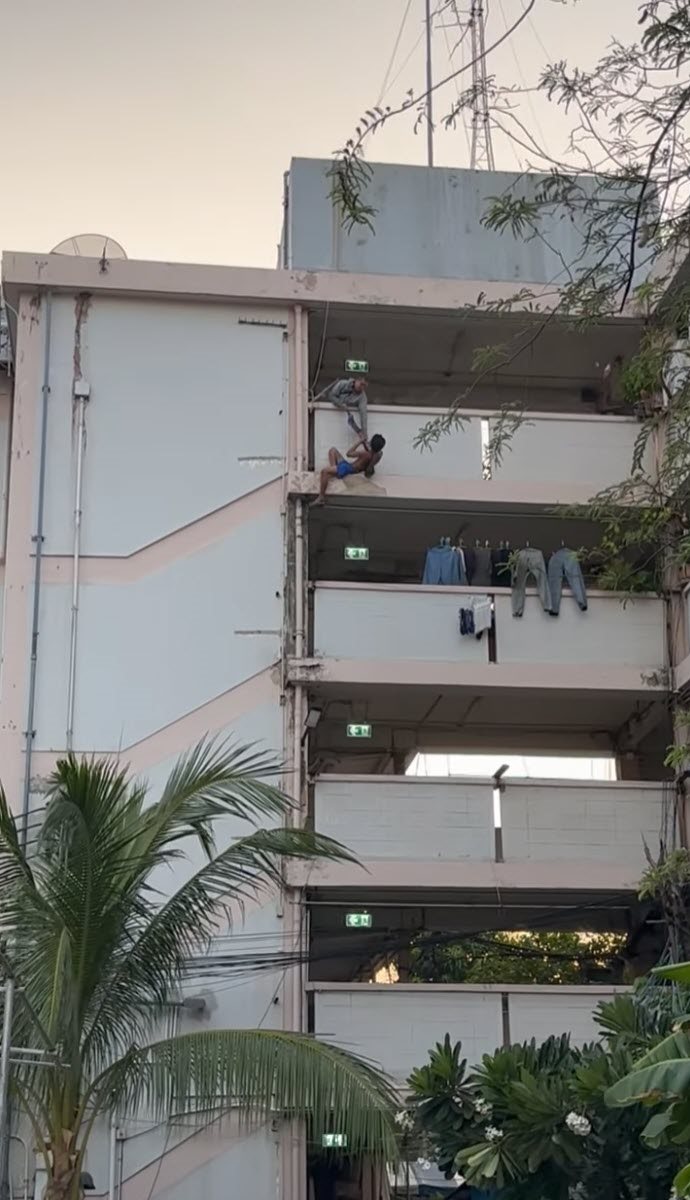 ช่วยคนคิดสั้น