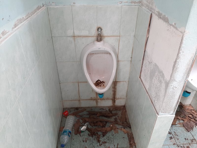 ห้องน้ำ น้ำตกโตนเต๊ะ