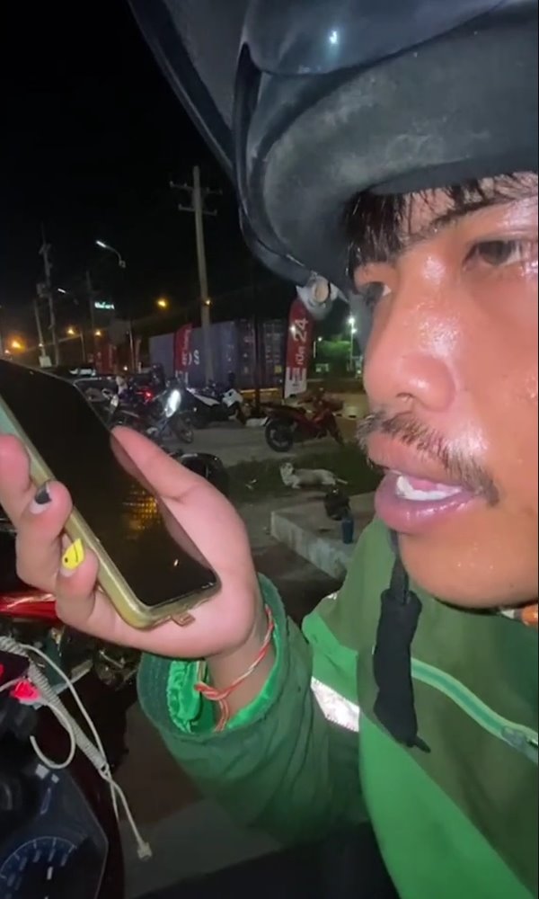 ไรเดอร์ส่งอาหาร