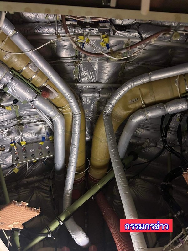 สิงคโปร์ แอร์ไลน์ส SQ321 ตกหลุมอากา