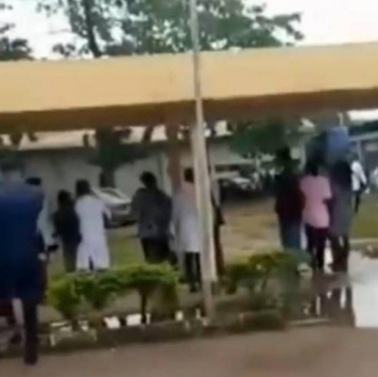 อาจารย์ใหญ่ฟื้นคืนชีพ