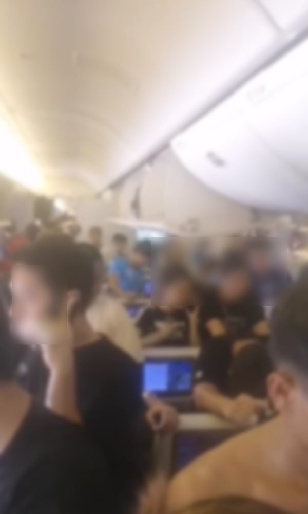 เครื่องบินแอร์ดับ