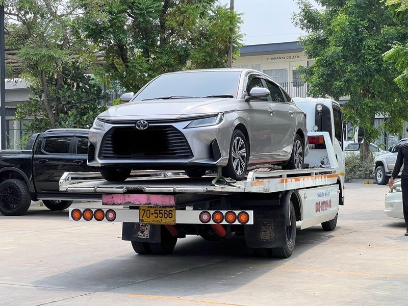 ทำความสะอาดรถมีศพ