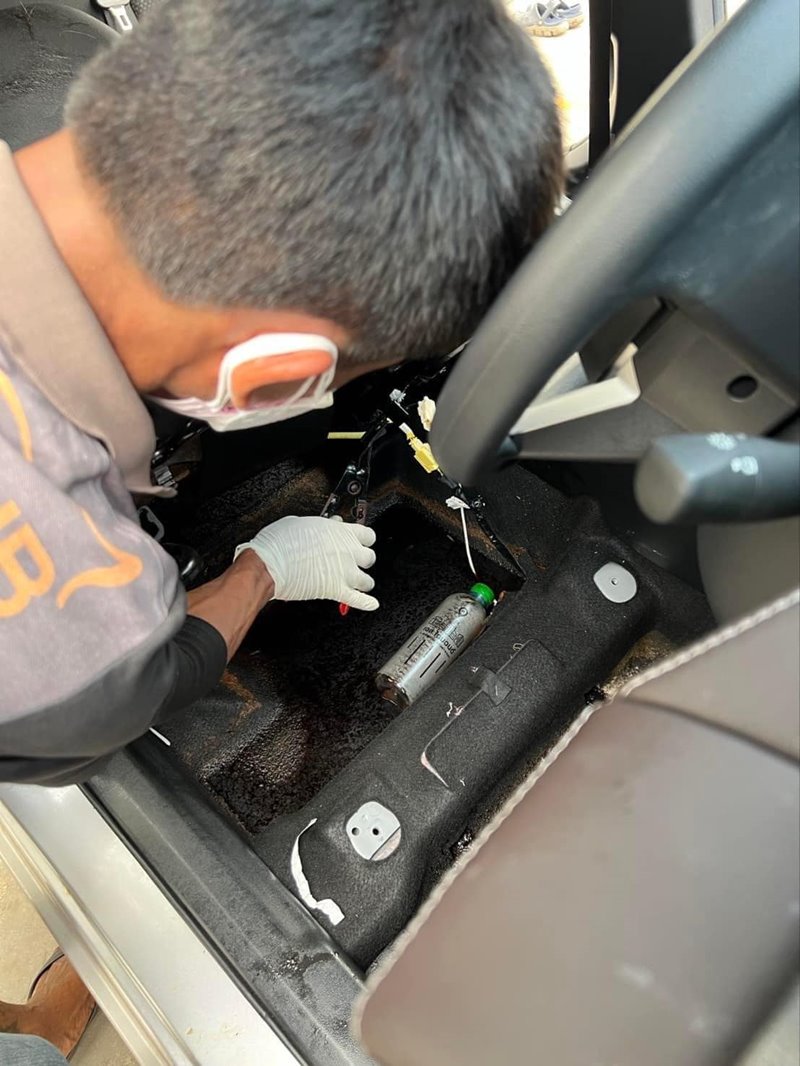 ทำความสะอาดรถมีศพ