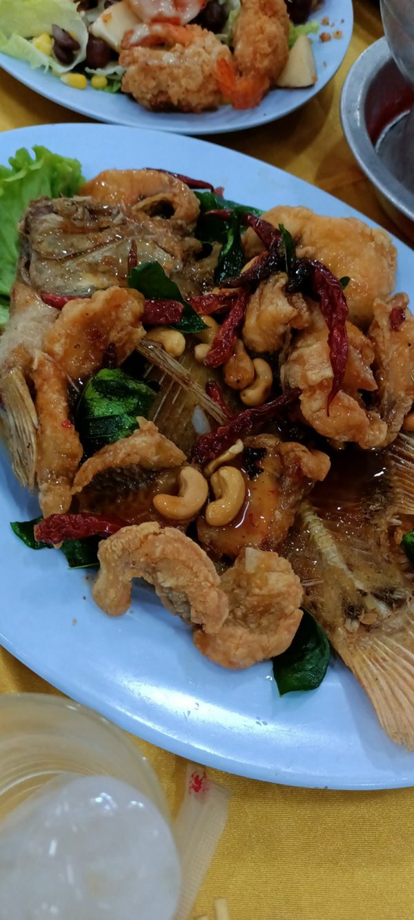 อาหารโต๊ะจีน