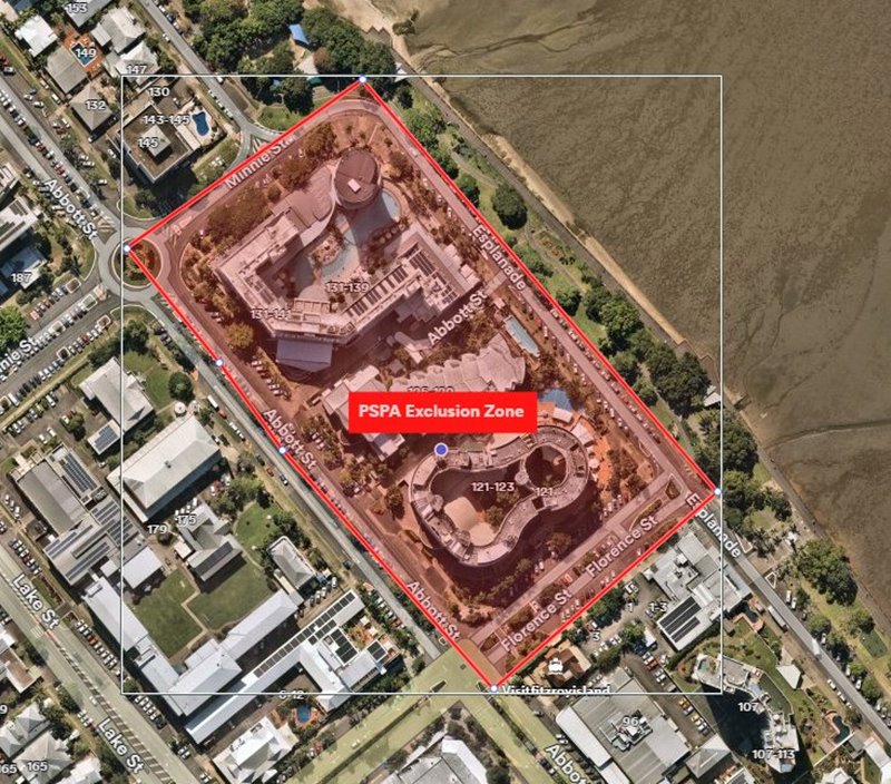 เฮลิคอปเตอร์ ชนโรงแรม