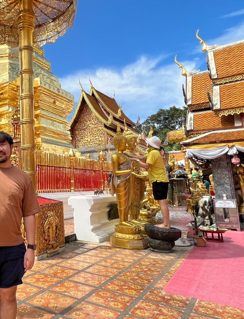 เหยียบรอยพระพุทธบาท