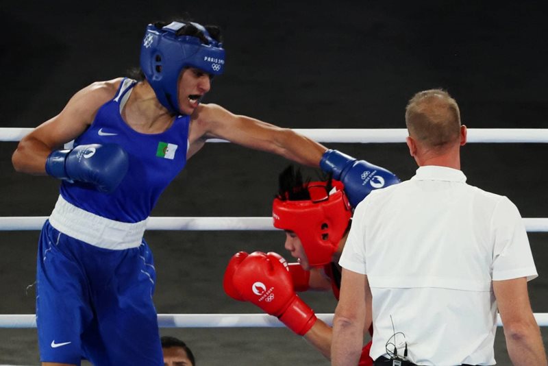 จันทร์แจ่ม สุวรรณเพ็ง