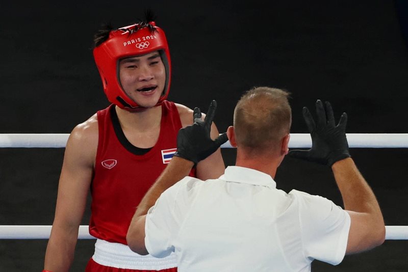 จันทร์แจ่ม สุวรรณเพ็ง