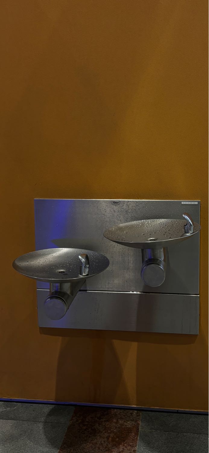 เตือนภัย น้ำดื่มฟรีในสนามบิน