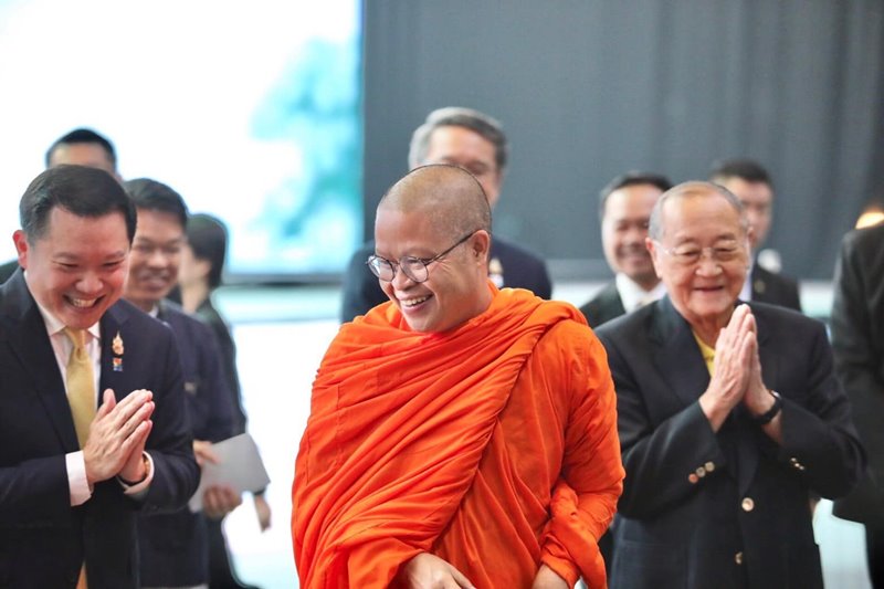 ว.วชิรเมธี