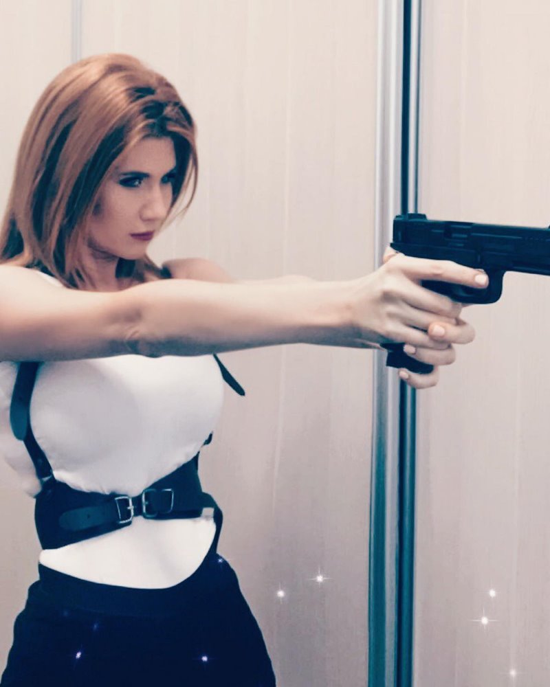 Anna Chapman อดีตสายลับรัสเซีย เล่ากลยุทธ์สวยสังหาร