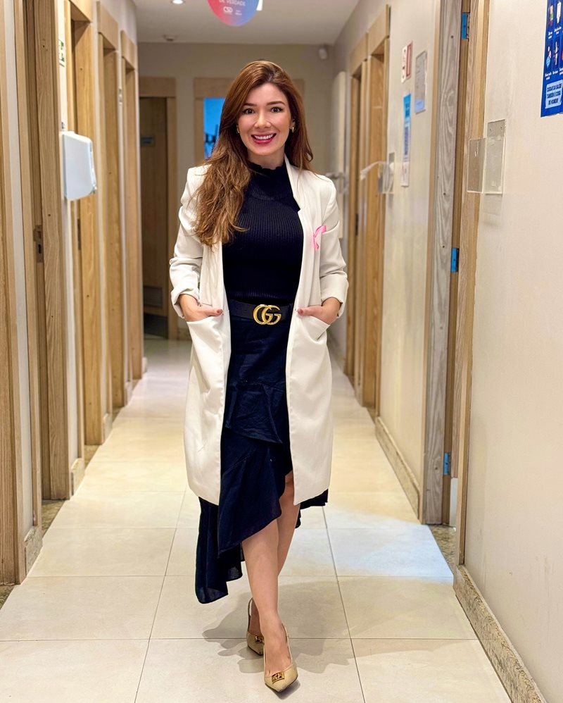 ไวรัลสาวเกาะรถ จับผัวมีชู้ หารู้ไม่เธอคือหมอชื่อดัง