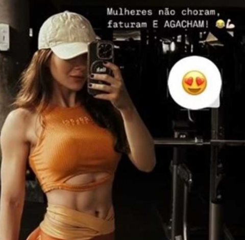 ไวรัลสาวเกาะรถ จับผัวมีชู้ หารู้ไม่เธอคือหมอชื่อดัง