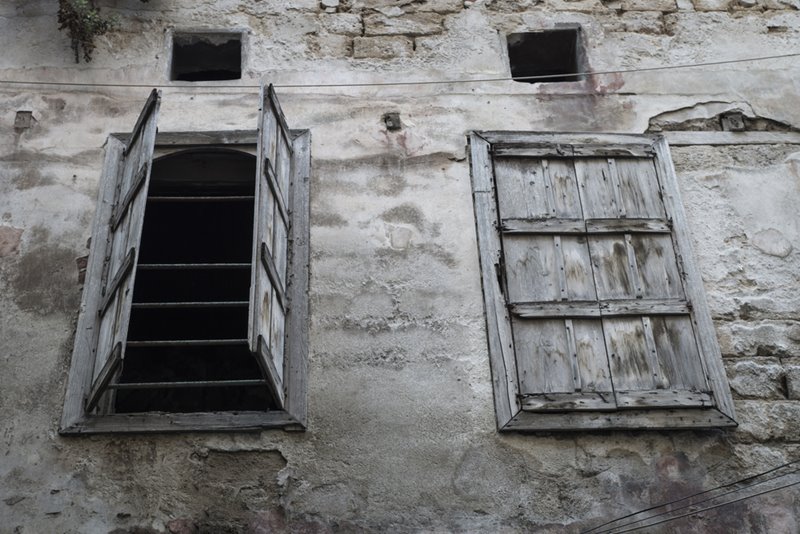 กลอนปริศนาในบ้านร้าง เป็นภาษาไทย แปลออกมาสุดพีค