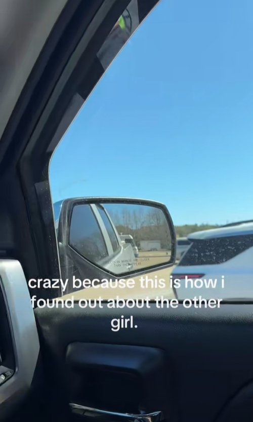 สาวจับชู้แฟนได้ทันที แค่ขึ้นมาบนรถ ชี้จุดนี้ใช้สังเกตได้