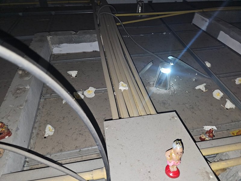 ซื้อบ้านมารีโนเวท หลอนสะพรึงเจอตุ๊กตา ธูป เลือด แต่คนดูเอ๊ะ